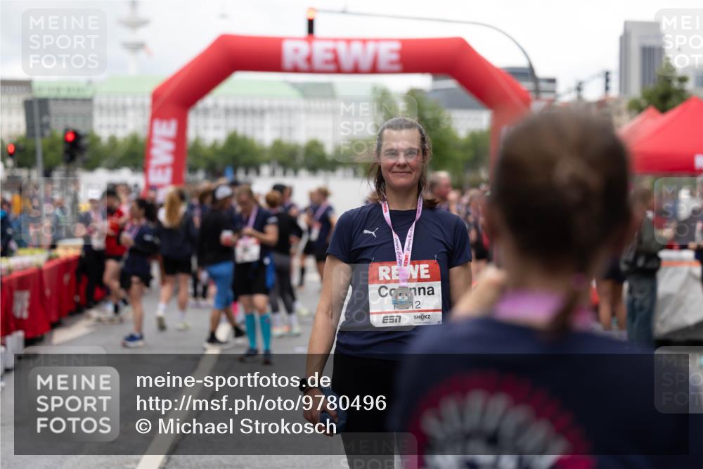 14.06.2026 - REWE Women's Run Michael Strokosch http://msf.ph/oto/9780496 14.06.2026 09:58:44 Laufen 12 meine-sportfotos.de