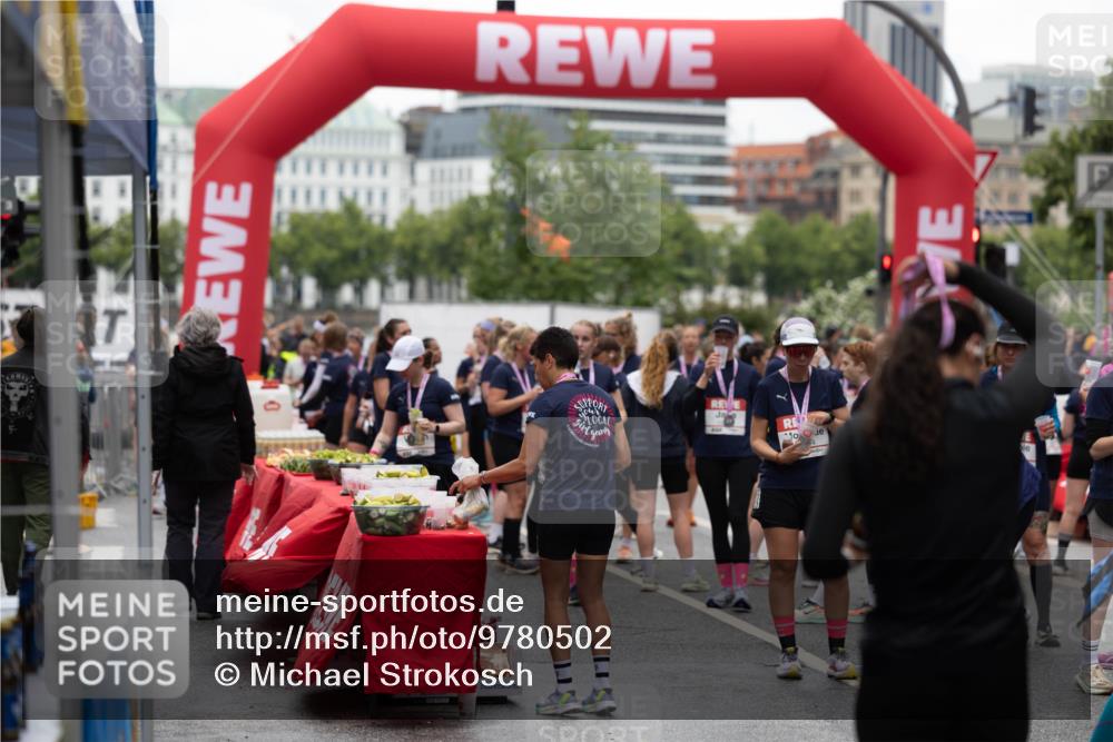 14.06.2026 - REWE Women's Run Michael Strokosch http://msf.ph/oto/9780502 14.06.2026 09:58:59 Laufen 0 meine-sportfotos.de