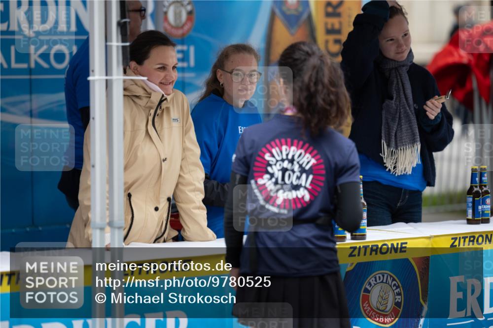 14.06.2026 - REWE Women's Run Michael Strokosch http://msf.ph/oto/9780525 14.06.2026 10:00:01 Laufen  meine-sportfotos.de