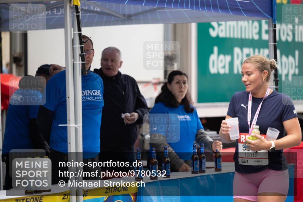 14.06.2026 - REWE Women's Run Michael Strokosch http://msf.ph/oto/9780532 14.06.2026 10:00:15 Laufen 10012, 57 meine-sportfotos.de
