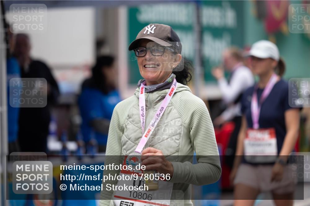14.06.2026 - REWE Women's Run Michael Strokosch http://msf.ph/oto/9780536 14.06.2026 10:00:26 Laufen 00000, 2026, 2026, 10806 meine-sportfotos.de