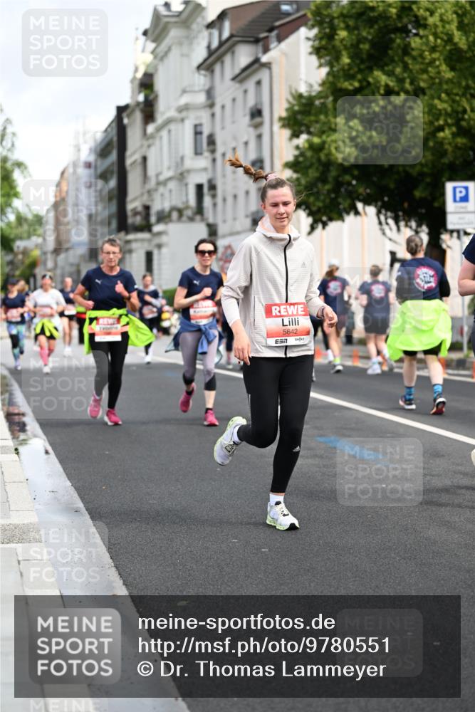 14.06.2026 - REWE Women's Run Dr. Thomas Lammeyer http://msf.ph/oto/9780551 14.06.2026 10:49:15 Laufen 5642 meine-sportfotos.de