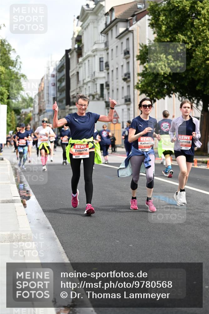 14.06.2026 - REWE Women's Run Dr. Thomas Lammeyer http://msf.ph/oto/9780568 14.06.2026 10:49:16 Laufen 5139, 57, 6035, 6034, 7 meine-sportfotos.de