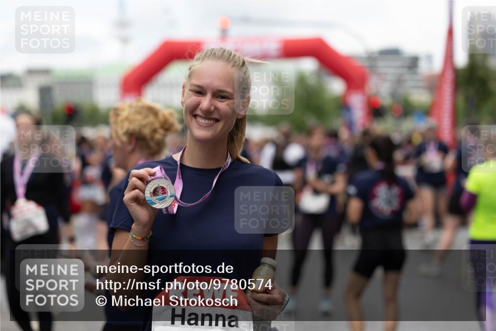 14.06.2026 - REWE Women's Run Michael Strokosch http://msf.ph/oto/9780574 14.06.2026 10:02:00 Laufen  meine-sportfotos.de