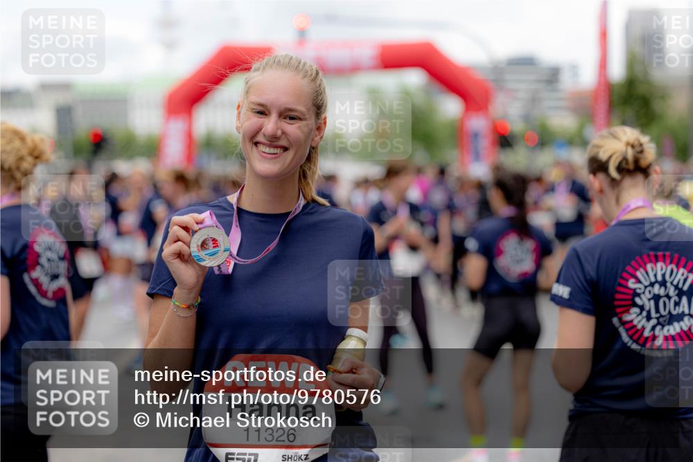 14.06.2026 - REWE Women's Run Michael Strokosch http://msf.ph/oto/9780576 14.06.2026 10:02:01 Laufen 11326 meine-sportfotos.de