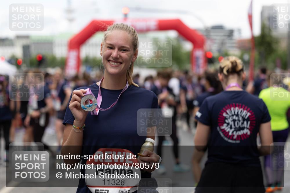 14.06.2026 - REWE Women's Run Michael Strokosch http://msf.ph/oto/9780579 14.06.2026 10:02:02 Laufen 11326 meine-sportfotos.de