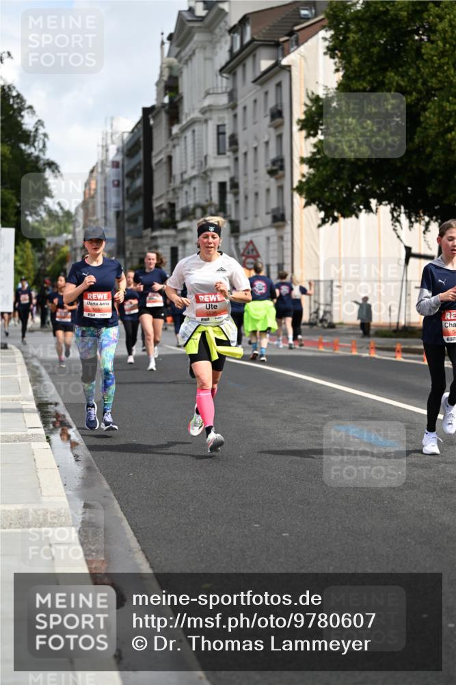 14.06.2026 - REWE Women's Run Dr. Thomas Lammeyer http://msf.ph/oto/9780607 14.06.2026 10:49:20 Laufen 5560, 5536, 57 meine-sportfotos.de