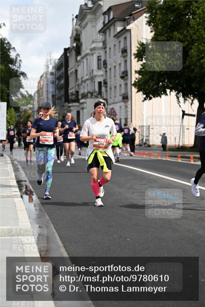 14.06.2026 - REWE Women's Run Dr. Thomas Lammeyer http://msf.ph/oto/9780610 14.06.2026 10:49:20 Laufen 5560, 5536 meine-sportfotos.de