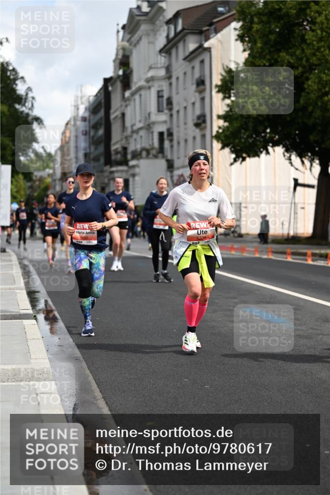 14.06.2026 - REWE Women's Run Dr. Thomas Lammeyer http://msf.ph/oto/9780617 14.06.2026 10:49:20 Laufen 5560, 57, 5536 meine-sportfotos.de
