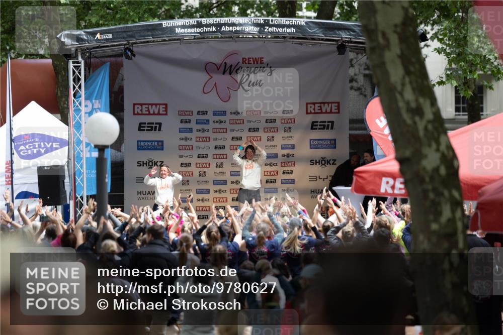 14.06.2026 - REWE Women's Run Michael Strokosch http://msf.ph/oto/9780627 14.06.2026 10:09:48 Laufen 34, 3, 34, 51, 5, 347, 557, 35 meine-sportfotos.de