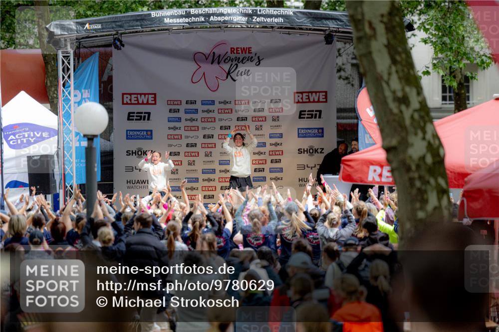14.06.2026 - REWE Women's Run Michael Strokosch http://msf.ph/oto/9780629 14.06.2026 10:09:48 Laufen 3, 3, 34, 51, 34, 34, 34, 5, 347 meine-sportfotos.de