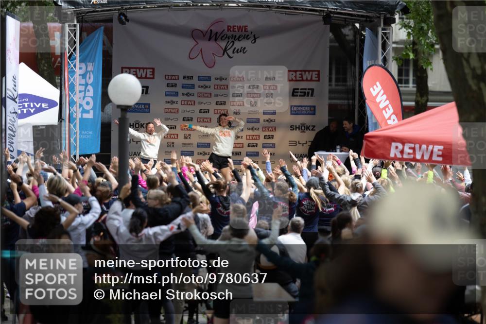14.06.2026 - REWE Women's Run Michael Strokosch http://msf.ph/oto/9780637 14.06.2026 10:09:53 Laufen 77, 3, 34, 5, 347, 2 meine-sportfotos.de