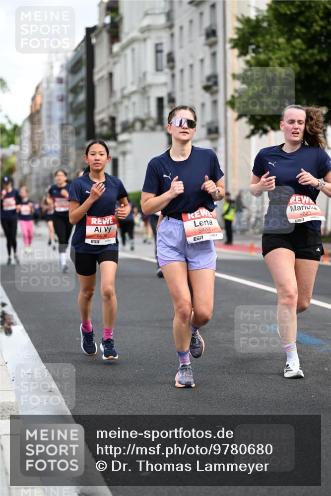 14.06.2026 - REWE Women's Run Dr. Thomas Lammeyer http://msf.ph/oto/9780680 14.06.2026 10:49:24 Laufen 5930, 7, 5403, 57, 5603 meine-sportfotos.de