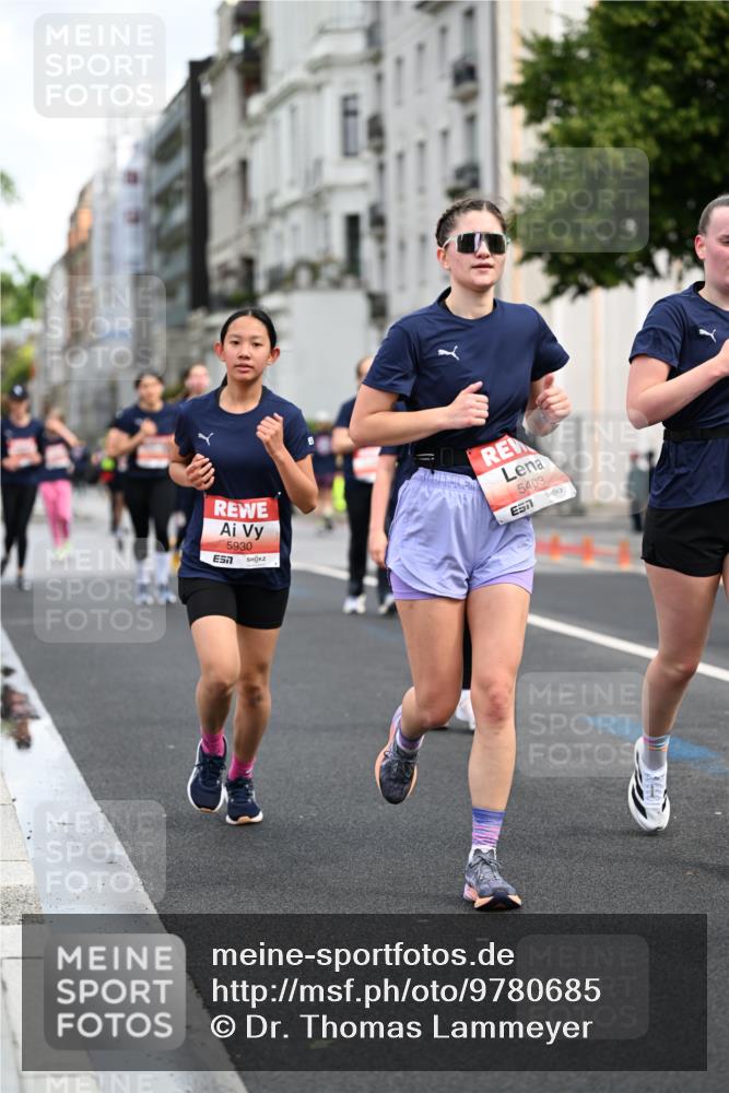 14.06.2026 - REWE Women's Run Dr. Thomas Lammeyer http://msf.ph/oto/9780685 14.06.2026 10:49:24 Laufen 5930, 7, 5403, 7 meine-sportfotos.de