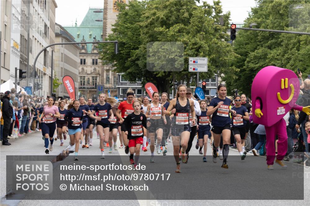 14.06.2026 - REWE Women's Run Michael Strokosch http://msf.ph/oto/9780717 14.06.2026 10:30:45 Laufen 5091 meine-sportfotos.de