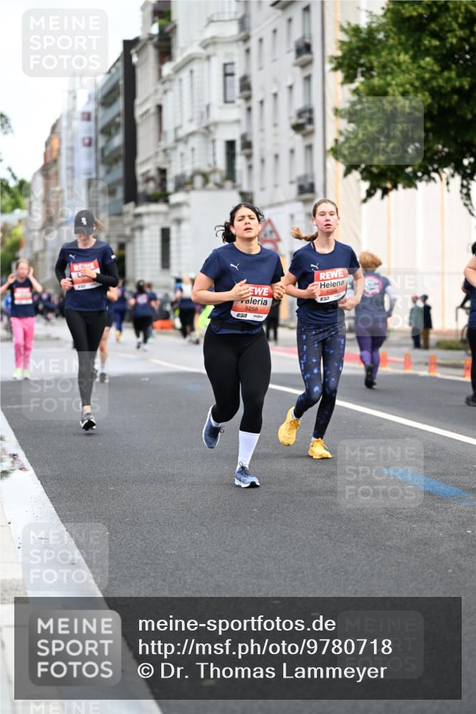 14.06.2026 - REWE Women's Run Dr. Thomas Lammeyer http://msf.ph/oto/9780718 14.06.2026 10:49:27 Laufen 5258, 57, 6020 meine-sportfotos.de