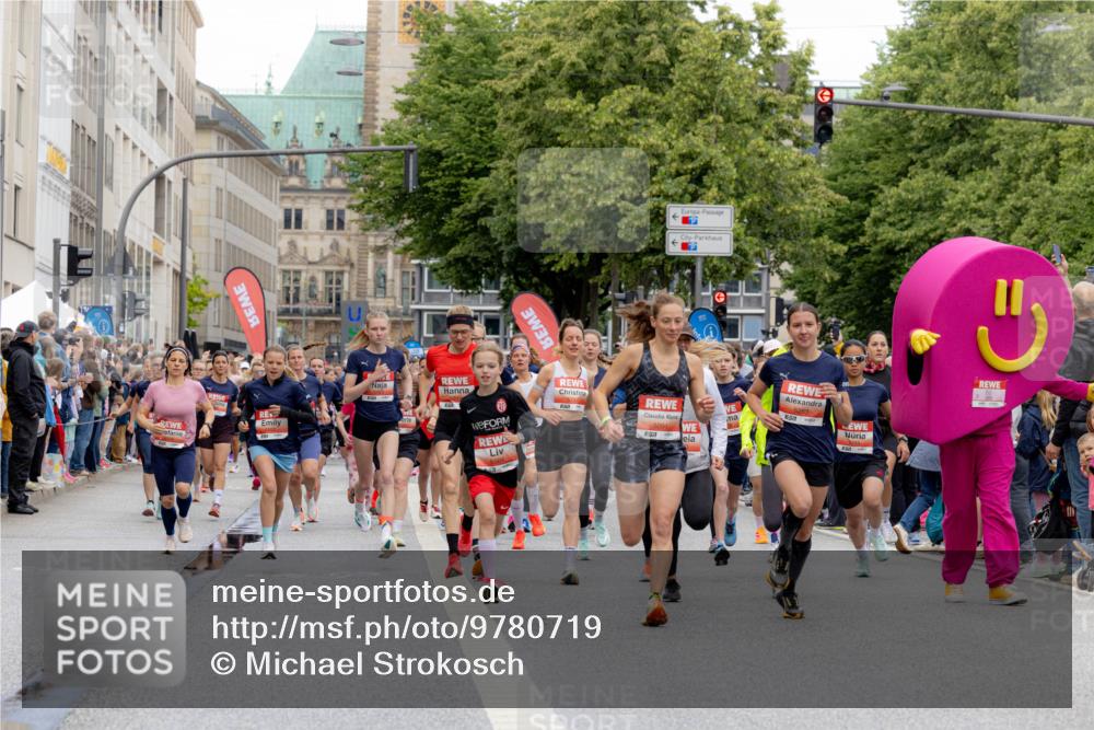 14.06.2026 - REWE Women's Run Michael Strokosch http://msf.ph/oto/9780719 14.06.2026 10:30:45 Laufen 5091 meine-sportfotos.de