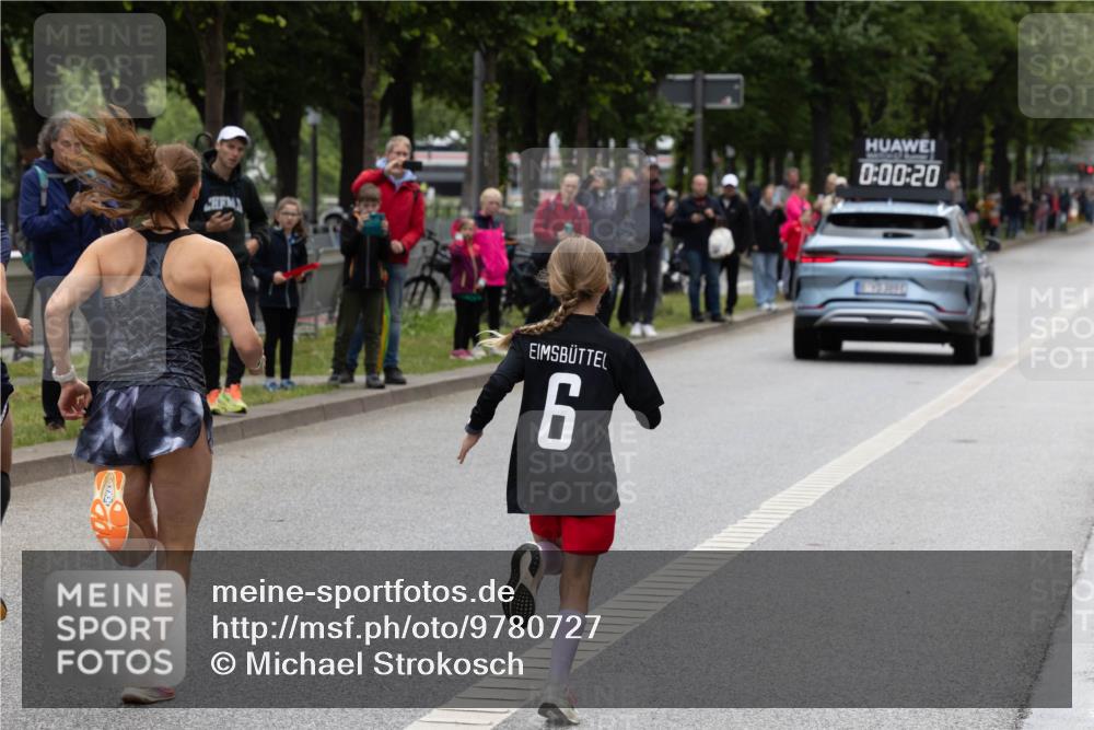 14.06.2026 - REWE Women's Run Michael Strokosch http://msf.ph/oto/9780727 14.06.2026 10:30:52 Laufen 6, 0, 00, 20 meine-sportfotos.de
