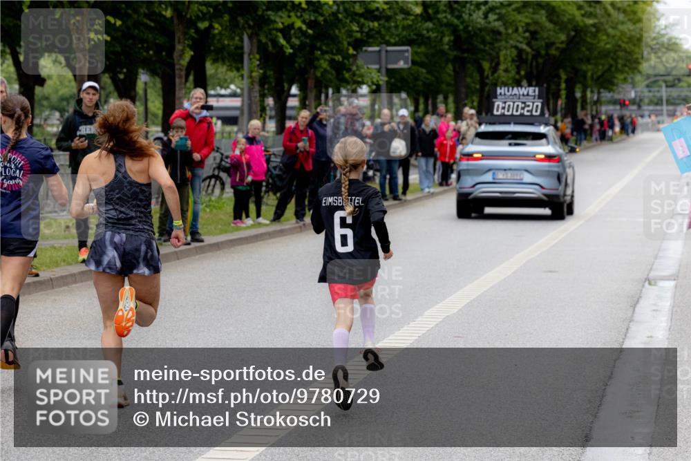 14.06.2026 - REWE Women's Run Michael Strokosch http://msf.ph/oto/9780729 14.06.2026 10:30:52 Laufen 61, 0, 00, 20 meine-sportfotos.de