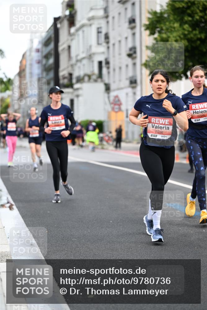 14.06.2026 - REWE Women's Run Dr. Thomas Lammeyer http://msf.ph/oto/9780736 14.06.2026 10:49:28 Laufen 5258, 6020 meine-sportfotos.de