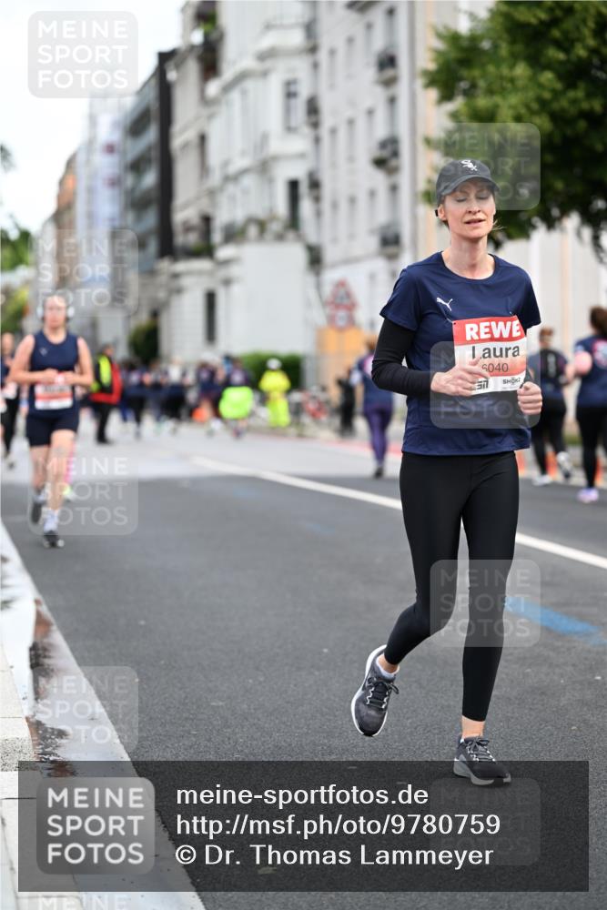 14.06.2026 - REWE Women's Run Dr. Thomas Lammeyer http://msf.ph/oto/9780759 14.06.2026 10:49:30 Laufen 6040 meine-sportfotos.de