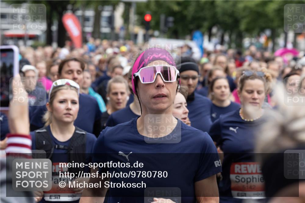 14.06.2026 - REWE Women's Run Michael Strokosch http://msf.ph/oto/9780780 14.06.2026 10:31:56 Laufen 5628, 7, 5142 meine-sportfotos.de