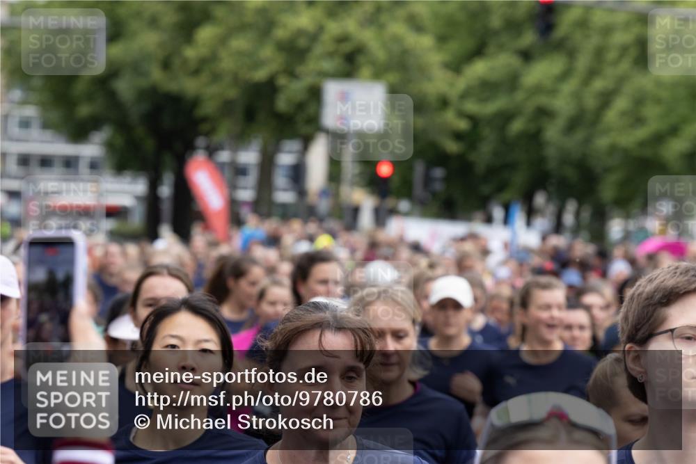 14.06.2026 - REWE Women's Run Michael Strokosch http://msf.ph/oto/9780786 14.06.2026 10:31:58 Laufen  meine-sportfotos.de