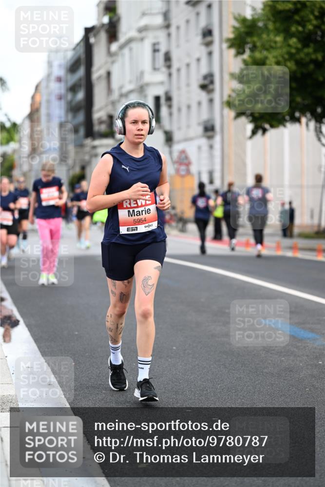 14.06.2026 - REWE Women's Run Dr. Thomas Lammeyer http://msf.ph/oto/9780787 14.06.2026 10:49:33 Laufen 5954, 7 meine-sportfotos.de