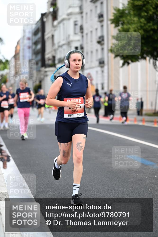 14.06.2026 - REWE Women's Run Dr. Thomas Lammeyer http://msf.ph/oto/9780791 14.06.2026 10:49:33 Laufen 5954 meine-sportfotos.de