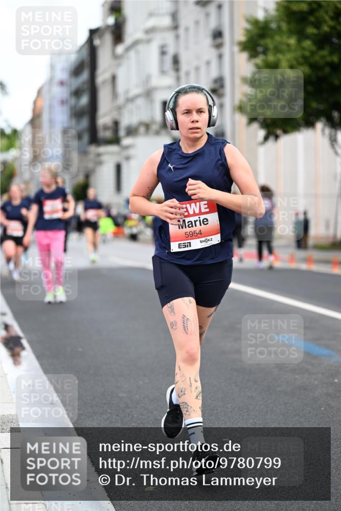 14.06.2026 - REWE Women's Run Dr. Thomas Lammeyer http://msf.ph/oto/9780799 14.06.2026 10:49:33 Laufen 5954 meine-sportfotos.de