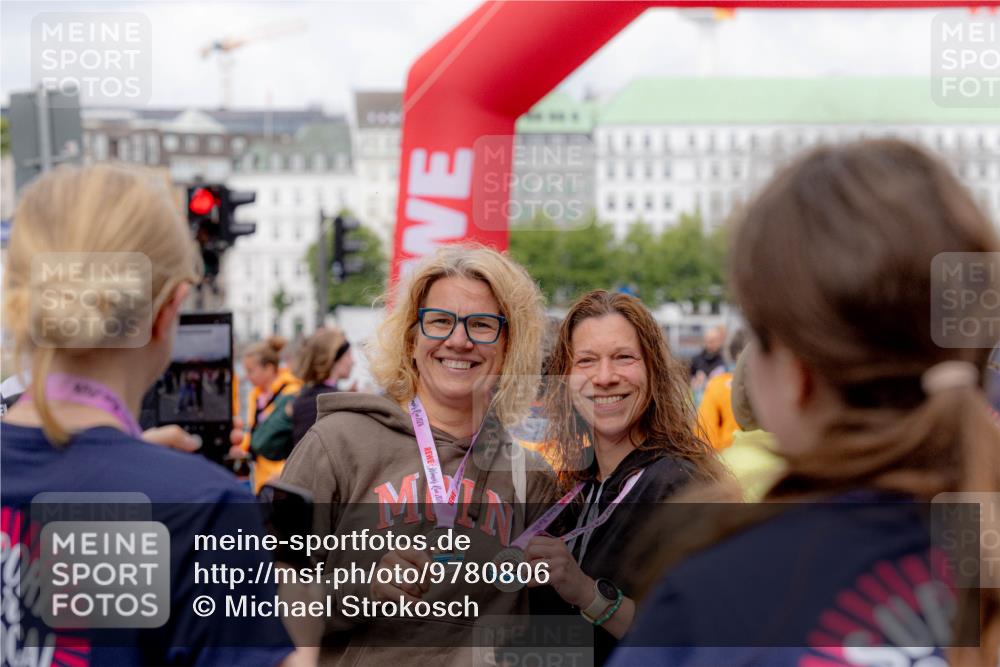14.06.2026 - REWE Women's Run Michael Strokosch http://msf.ph/oto/9780806 14.06.2026 10:35:10 Laufen 2026, 2026 meine-sportfotos.de