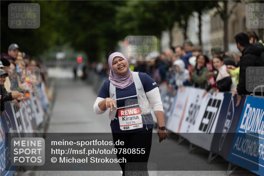 14.06.2026 - REWE Women's Run Michael Strokosch http://msf.ph/oto/9780855 14.06.2026 10:37:46 Laufen 10176, 57 meine-sportfotos.de