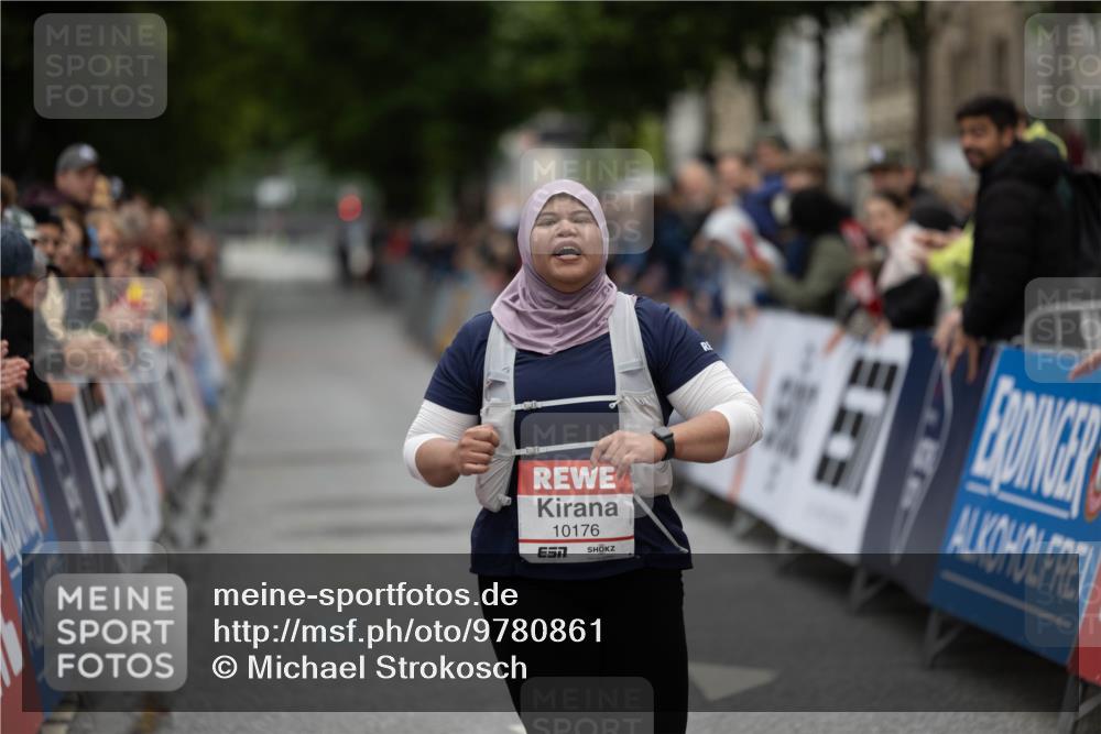 14.06.2026 - REWE Women's Run Michael Strokosch http://msf.ph/oto/9780861 14.06.2026 10:37:48 Laufen 10176 meine-sportfotos.de