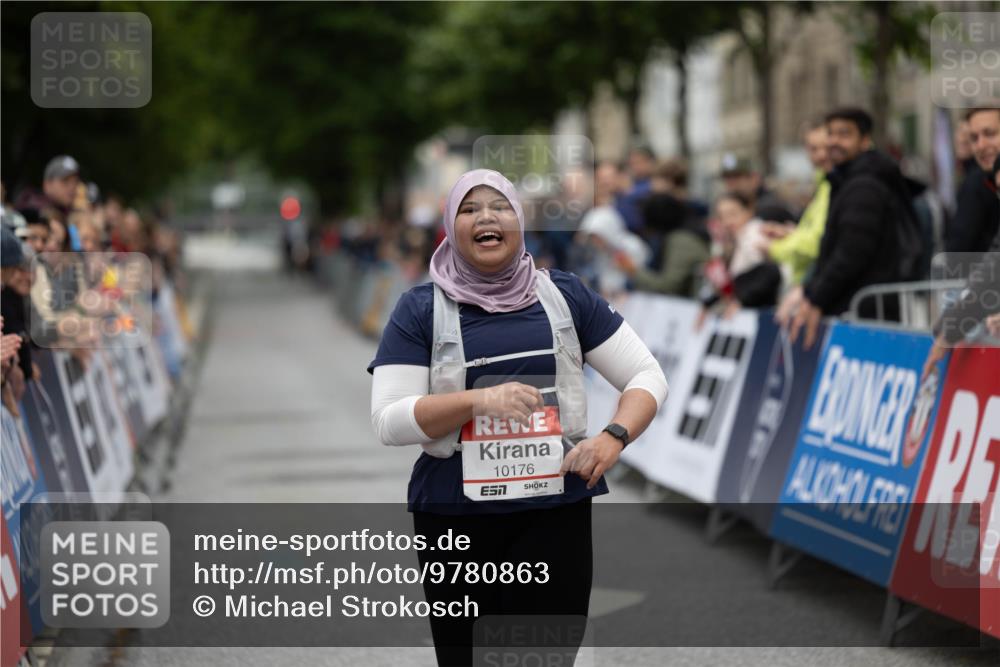 14.06.2026 - REWE Women's Run Michael Strokosch http://msf.ph/oto/9780863 14.06.2026 10:37:48 Laufen 10176 meine-sportfotos.de