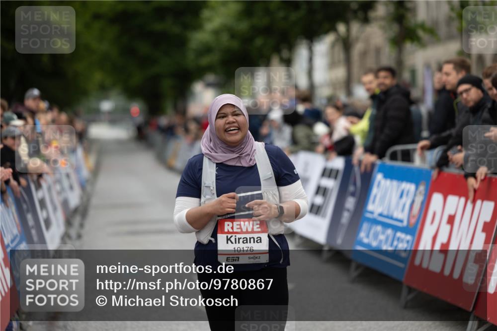 14.06.2026 - REWE Women's Run Michael Strokosch http://msf.ph/oto/9780867 14.06.2026 10:37:48 Laufen 10176 meine-sportfotos.de