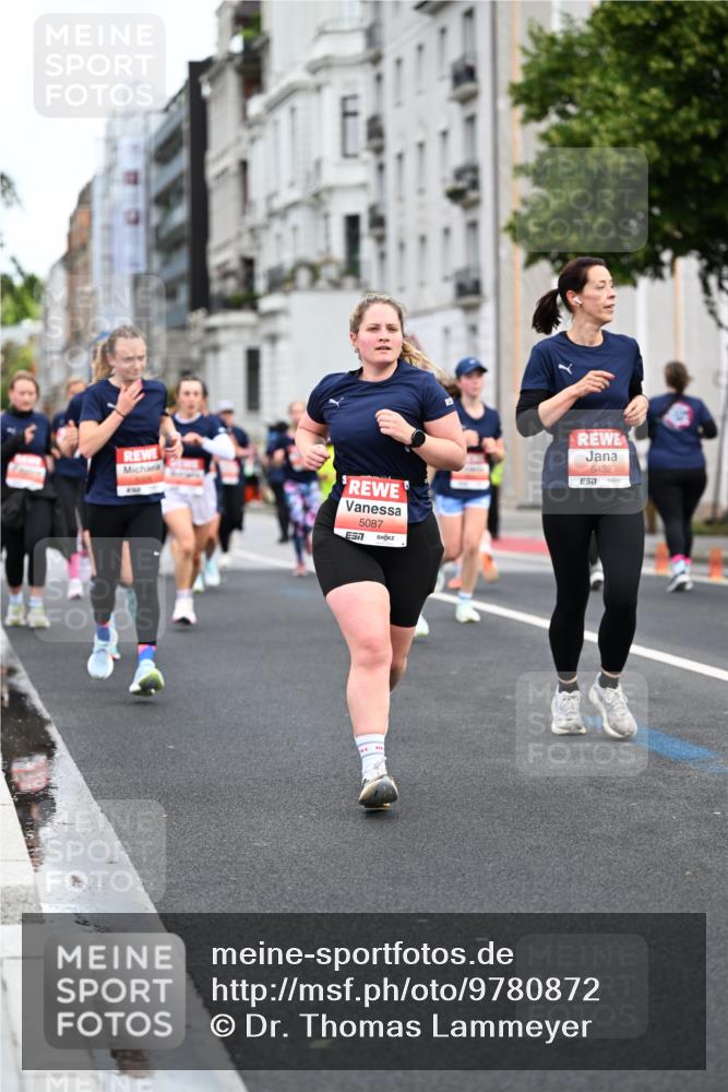 14.06.2026 - REWE Women's Run Dr. Thomas Lammeyer http://msf.ph/oto/9780872 14.06.2026 10:49:37 Laufen 5087, 7, 5432, 7 meine-sportfotos.de