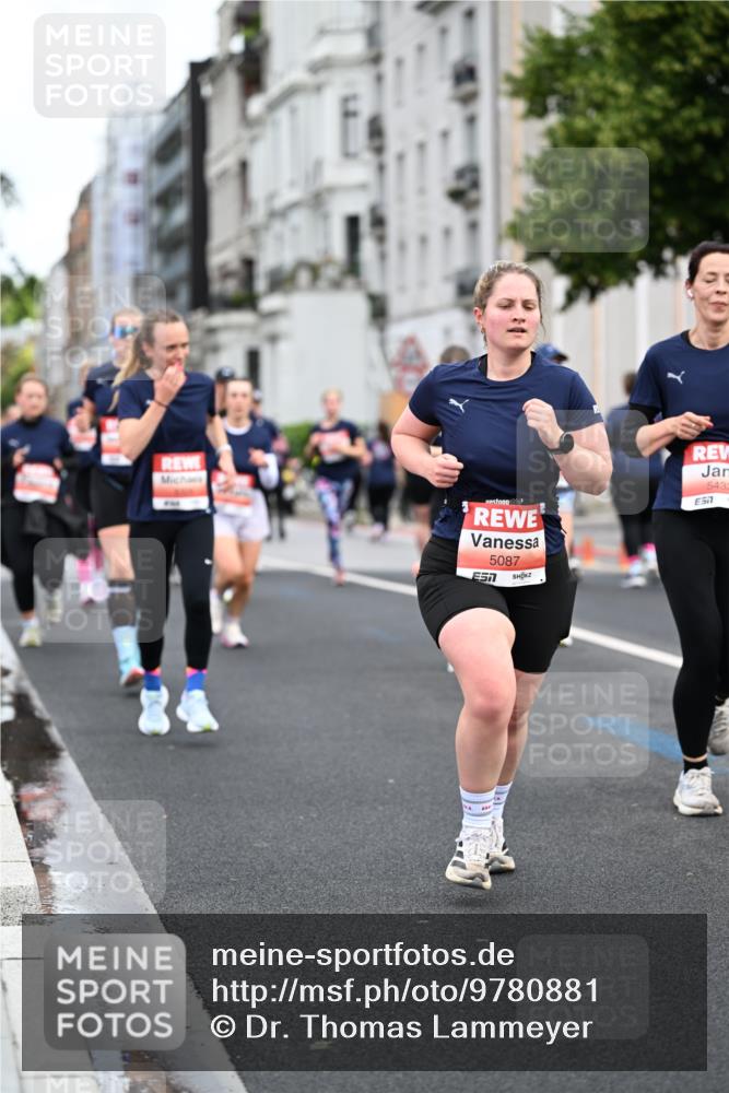14.06.2026 - REWE Women's Run Dr. Thomas Lammeyer http://msf.ph/oto/9780881 14.06.2026 10:49:38 Laufen 5087, 543, 7, 84 meine-sportfotos.de