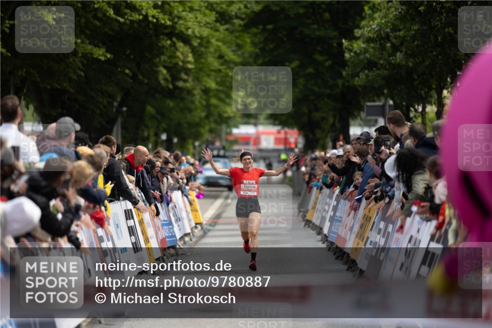 14.06.2026 - REWE Women's Run Michael Strokosch http://msf.ph/oto/9780887 14.06.2026 10:48:42 Laufen  meine-sportfotos.de