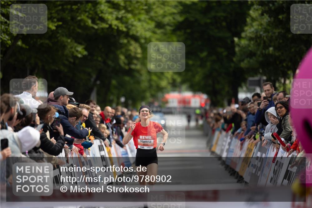 14.06.2026 - REWE Women's Run Michael Strokosch http://msf.ph/oto/9780902 14.06.2026 10:48:44 Laufen 5910, 7 meine-sportfotos.de