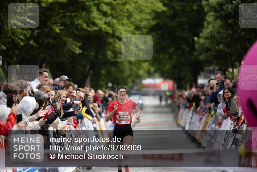 14.06.2026 - REWE Women's Run Michael Strokosch http://msf.ph/oto/9780909 14.06.2026 10:48:45 Laufen 5910, 57 meine-sportfotos.de