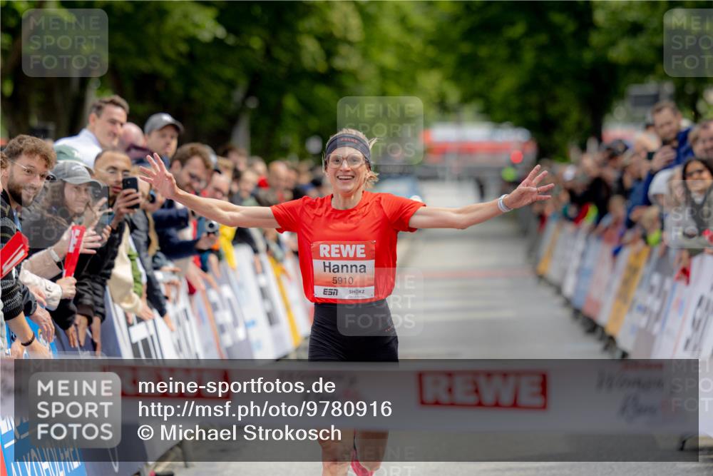 14.06.2026 - REWE Women's Run Michael Strokosch http://msf.ph/oto/9780916 14.06.2026 10:48:46 Laufen 5910 meine-sportfotos.de