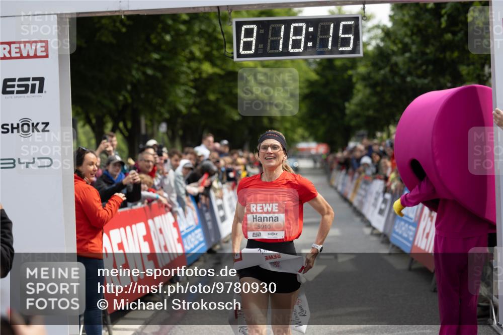 14.06.2026 - REWE Women's Run Michael Strokosch http://msf.ph/oto/9780930 14.06.2026 10:48:48 Laufen 7, 4, 8, 08, 05, 5910 meine-sportfotos.de