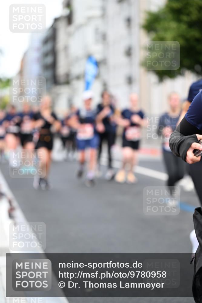 14.06.2026 - REWE Women's Run Dr. Thomas Lammeyer http://msf.ph/oto/9780958 14.06.2026 10:49:43 Laufen  meine-sportfotos.de
