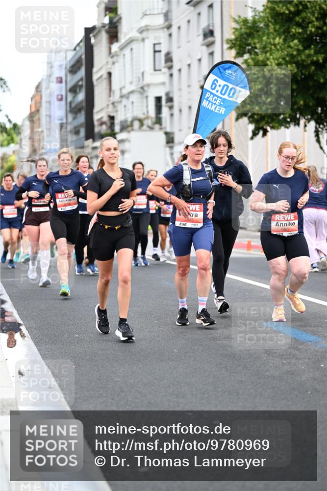 14.06.2026 - REWE Women's Run Dr. Thomas Lammeyer http://msf.ph/oto/9780969 14.06.2026 10:49:44 Laufen 6015, 6, 00, 57, 5025, 5883 meine-sportfotos.de