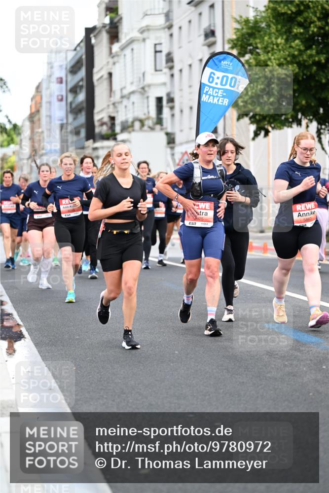 14.06.2026 - REWE Women's Run Dr. Thomas Lammeyer http://msf.ph/oto/9780972 14.06.2026 10:49:44 Laufen 6014, 6, 00, 7, 025, 5883 meine-sportfotos.de