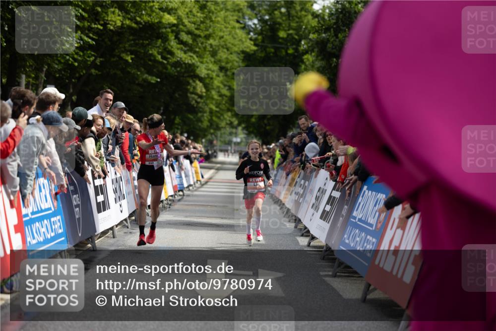 14.06.2026 - REWE Women's Run Michael Strokosch http://msf.ph/oto/9780974 14.06.2026 10:50:14 Laufen  meine-sportfotos.de
