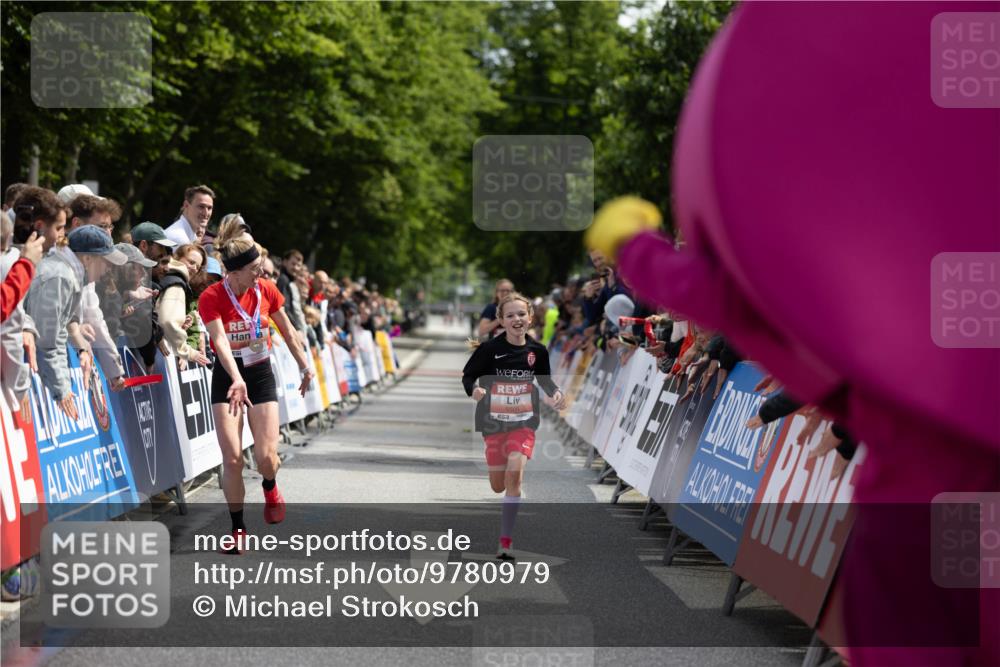 14.06.2026 - REWE Women's Run Michael Strokosch http://msf.ph/oto/9780979 14.06.2026 10:50:15 Laufen  meine-sportfotos.de