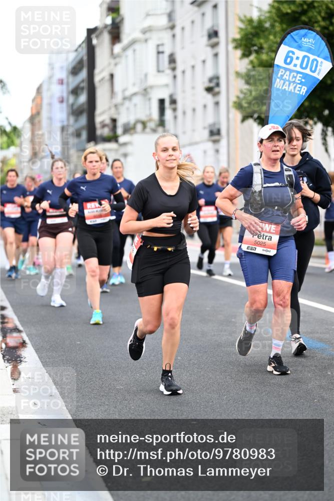 14.06.2026 - REWE Women's Run Dr. Thomas Lammeyer http://msf.ph/oto/9780983 14.06.2026 10:49:45 Laufen 6, 00, 5025, 7 meine-sportfotos.de