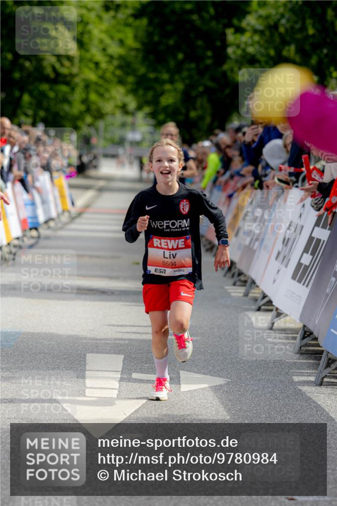 14.06.2026 - REWE Women's Run Michael Strokosch http://msf.ph/oto/9780984 14.06.2026 10:50:15 Laufen 5504 meine-sportfotos.de