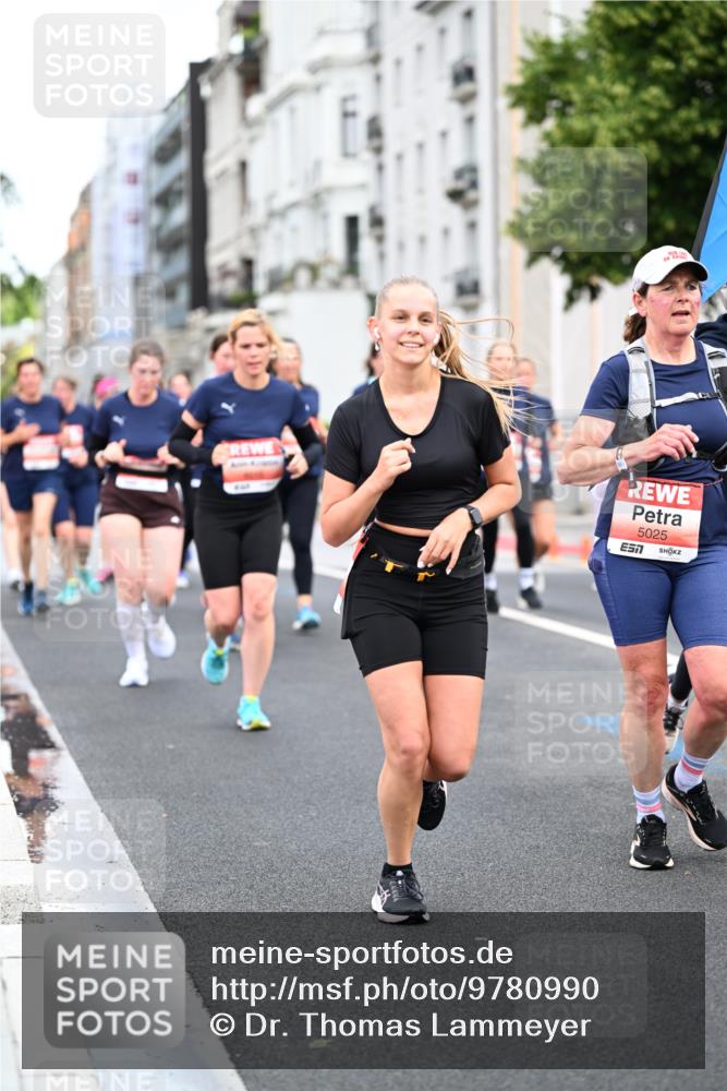 14.06.2026 - REWE Women's Run Dr. Thomas Lammeyer http://msf.ph/oto/9780990 14.06.2026 10:49:45 Laufen 5025, 7 meine-sportfotos.de